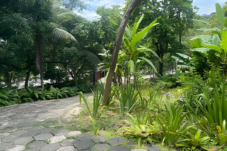 Viver a Ilha – Casa a 92m do Mar, 2 Quartos