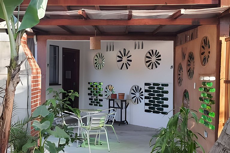 Viver a Ilha – Chalé Equipado Perequê 250m Mar