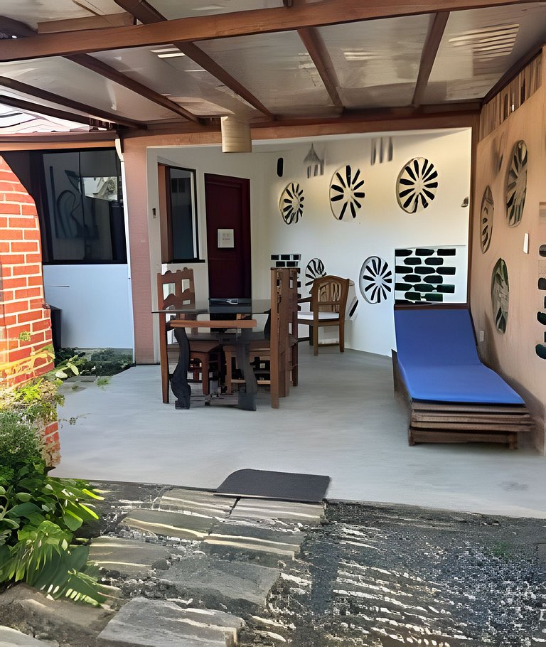 Viver a Ilha – Chalé Equipado Perequê 250m Mar