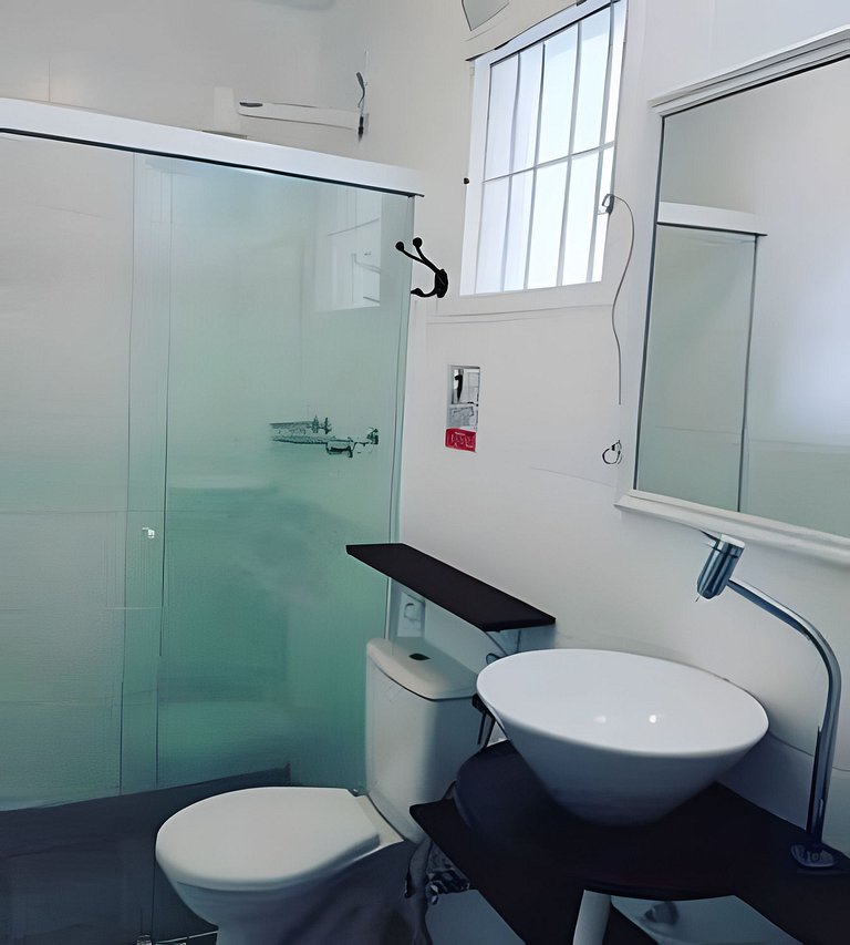 Viver a Ilha – Chalé Equipado Perequê 250m Mar