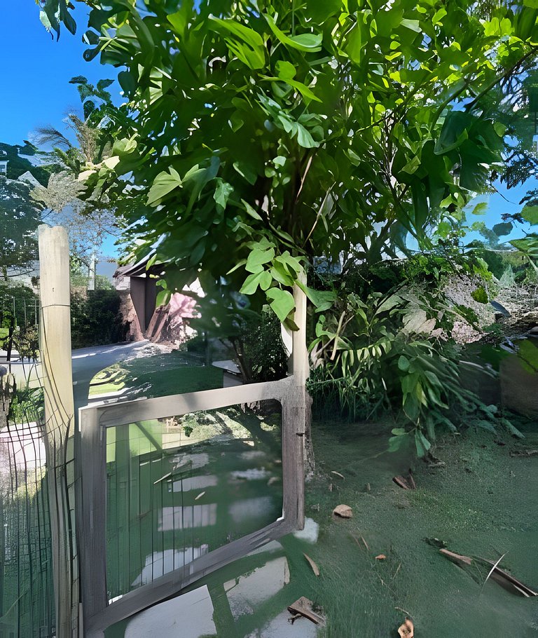 Viver a Ilha – Chalé Equipado Perequê 250m Mar