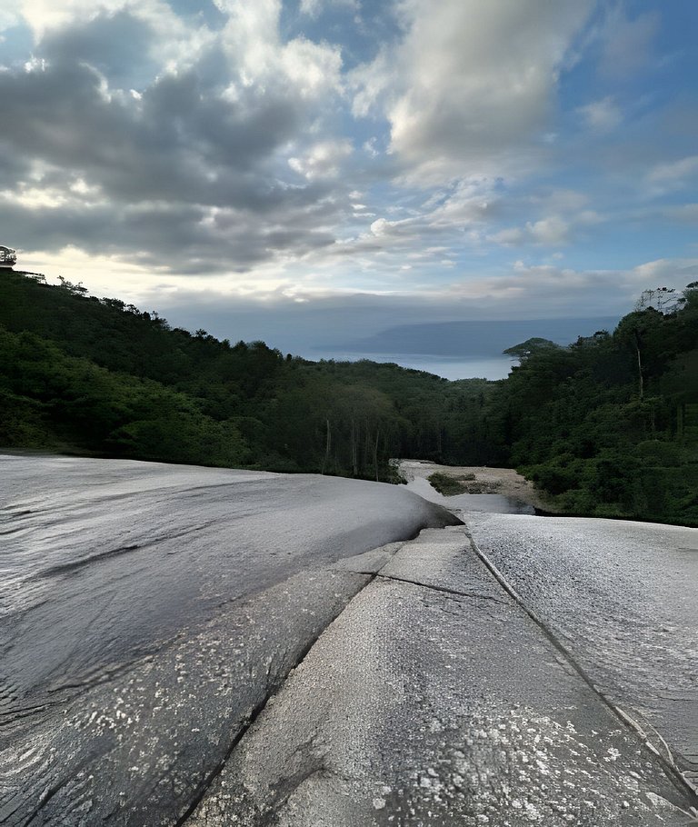 Viver a Ilha – Chalé Equipado Perequê 250m Mar